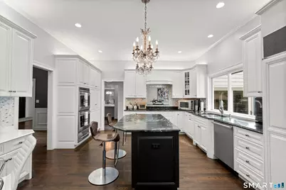 32 Bernhard Drive, Weston, CT 06883 - Photo 10