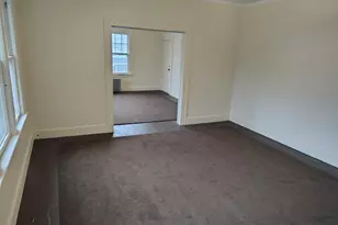 32 Wood St, Meriden, CT 06451 - Photo 12
