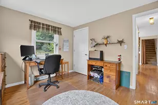 10 Roosevelt Blvd, Enfield, CT 06082 - Photo 12
