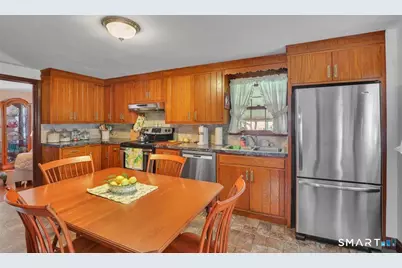 215 Oak Street, Manchester, CT 06040 - Photo 6