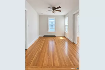 35 Maple Street, New Haven, CT 06511 - Photo 10