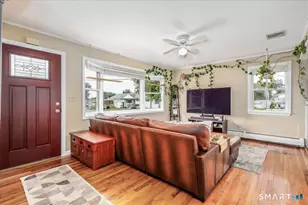 79 Aircraft Rd, West Haven, CT 06516 - Photo 4