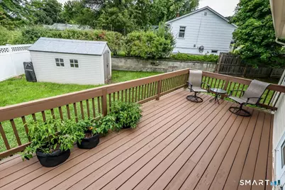79 Aircraft Road, West Haven, CT 06516 - Photo 32