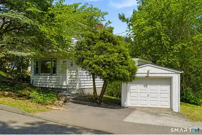 6 Beech Street, Ansonia, CT 06401 - Photo 2
