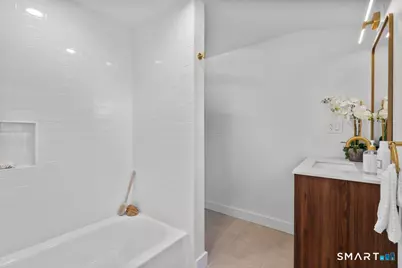 178 South Montowese Street, Branford, CT 06405 - Photo 20