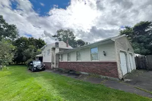 117 Thorpe Ave, Wallingford, CT 06492 - Photo 14