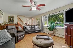 93 Woolsley Ave, Trumbull, CT 06611 - Photo 12