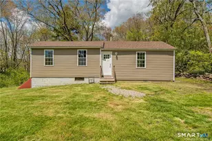 502 Stearns St, Killingly, CT 56325 - Photo 1