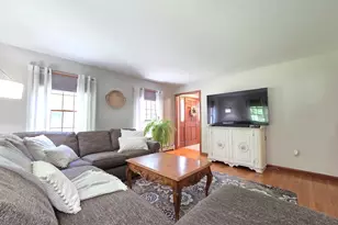 49 Fox Rd, Putnam, CT 06260 - Photo 10