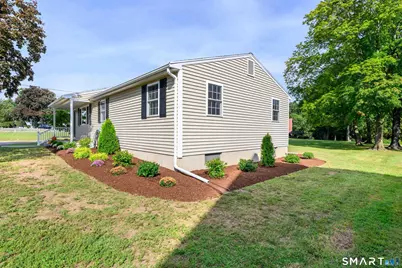 151 Quinnipiac Avenue, North Haven, CT 06473 - Photo 4