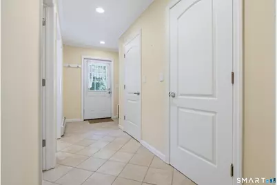29 Verplank Avenue, Stamford, CT 06902 - Photo 22