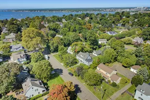 29 Verplank Ave, Stamford, CT 06902 - Photo 6