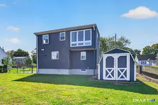 102 Vista Dr, East Haven, CT 06512 - Photo 40