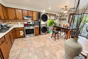5 Brown Ave, Stamford, CT 06902 - Photo 10