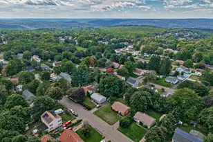 40 Morning Mist Rd, Naugatuck, CT 06770 - Photo 32