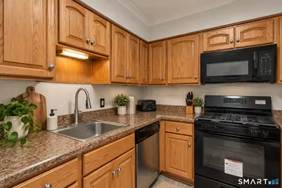 900 Mix Avenue #81, Hamden, CT 06514 - Photo 6