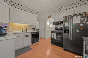 720 Jewett Ave, Bridgeport, CT 06606 - Photo 16