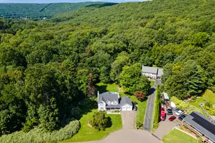 2 Quail Hollow Ct, Beacon Falls, CT 06403 - Photo 40