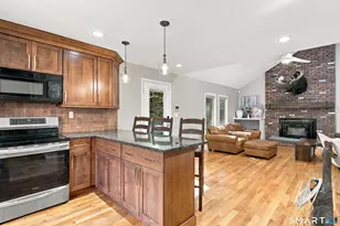962 Moose Hill Rd, Guilford, CT 06437 - Photo 6