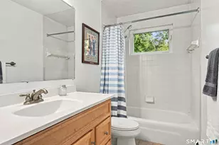 962 Moose Hill Rd, Guilford, CT 06437 - Photo 12
