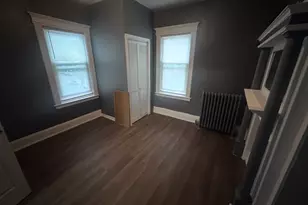26 Cabot St, Hartford, CT 06112 - Photo 6