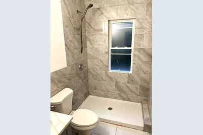 1485 Iranistan Avenue #1, Bridgeport, CT 06605 - Photo 8