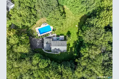 33 Brookwood Drive, Newtown, CT 06470 - Photo 2