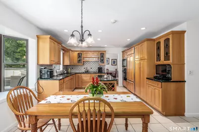 33 Brookwood Drive, Newtown, CT 06470 - Photo 14