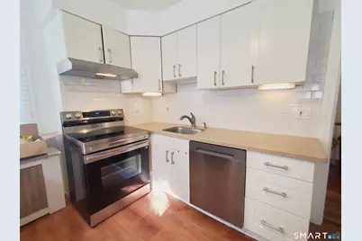 43 Mohegan Avenue #2, Stamford, CT 06902 - Photo 1