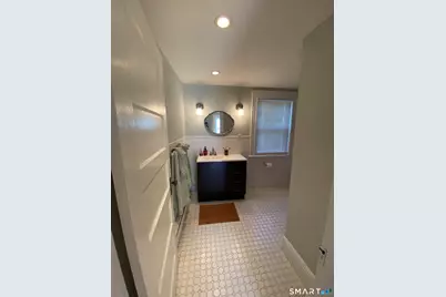 3 Alfred Court, Stratford, CT 06615 - Photo 6