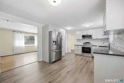 2 Belinda Lane, Enfield, CT 06082 - Photo 6