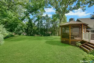 6 Stoneleigh Square, Fairfield, CT 06825 - Photo 32