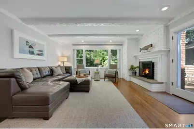 6 Stoneleigh Square, Fairfield, CT 06825 - Photo 16