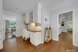 6 Stoneleigh Square, Fairfield, CT 06825 - Photo 14