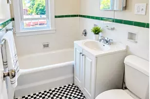 9 Evergreen Ave, Hartford, CT 06105 - Photo 4