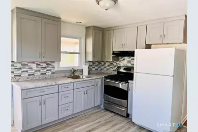 11 Phillips Street #B, Norwalk, CT 06850 - Photo 18