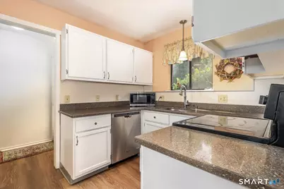 537 Heritage Village #A, Southbury, CT 06488 - Photo 10