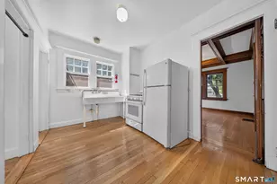 49 Hubinger St, New Haven, CT 06511 - Photo 8