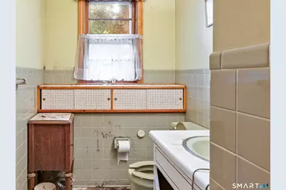 127 Old Field Lane, Milford, CT 06460 - Photo 18