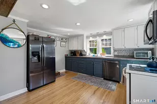 71 New London Rd, Groton, CT 06340 - Photo 6