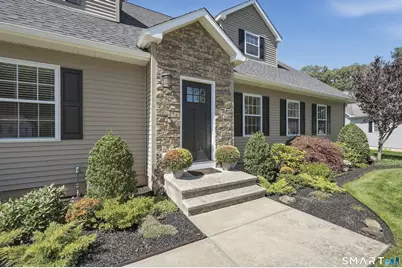 104 Sperry Lane, Meriden, CT 06451 - Photo 2
