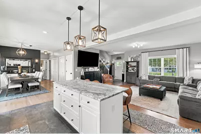 104 Sperry Lane, Meriden, CT 06451 - Photo 8
