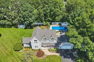 56 Foxcroft Ct, Southington, CT 06489 - Photo 34