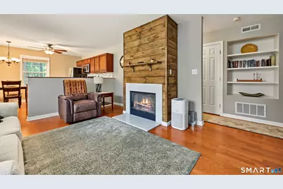 661 West Avenue #C15, Milford, CT 06460 - Photo 10