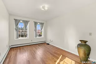 85 Brown St, Hartford, CT 06114 - Photo 28