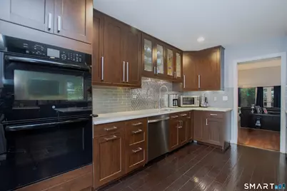 10 Blackberry Lane, Norwalk, CT 06850 - Photo 12