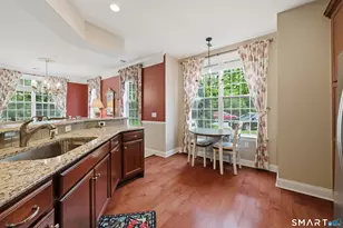 1011 Brookside Ct, Newtown, CT 06470 - Photo 12
