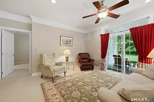 1011 Brookside Ct, Newtown, CT 06470 - Photo 6