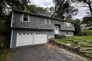9 Misty Vale Rd, Newtown, CT 06470 - Photo 2