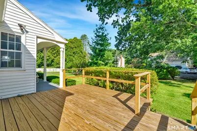 7 Barrett Drive, East Lyme, CT 06357 - Photo 10